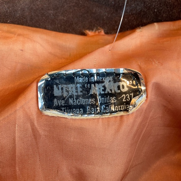 Vintage 70s Brown Suede Western Fringe Jacket - Picture 11 of 11